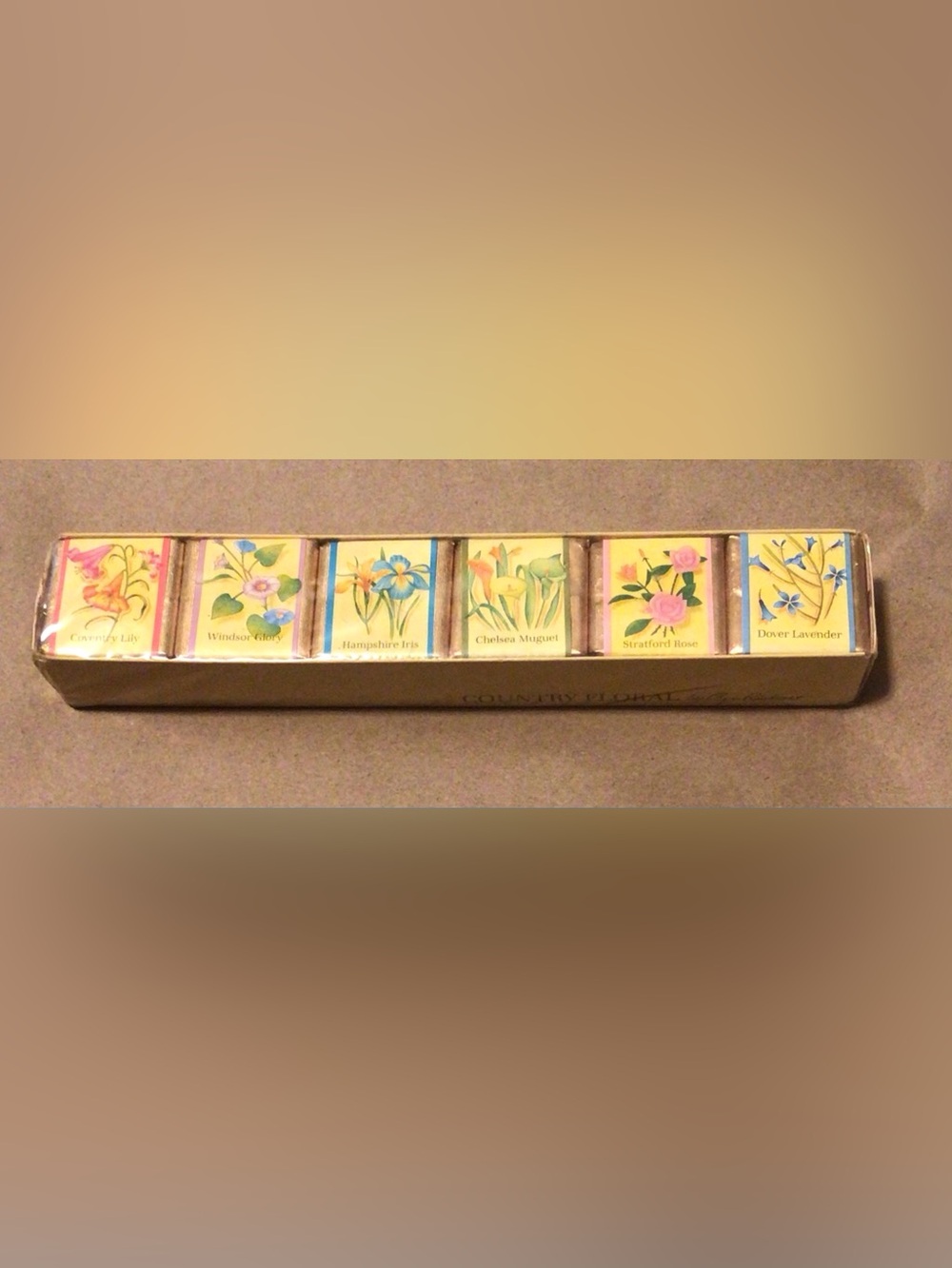 VTG Country Floral English Bath Cubes 6 Pack Lily, Muguet, Iris, Lavender SEALED